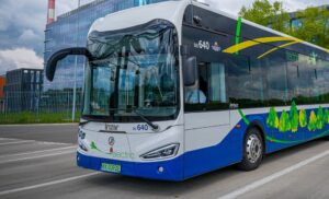 Infobus - MPK Kraków chce przegubowe elektrobusy z silnikami o dużej mocy. Analiza SWZ