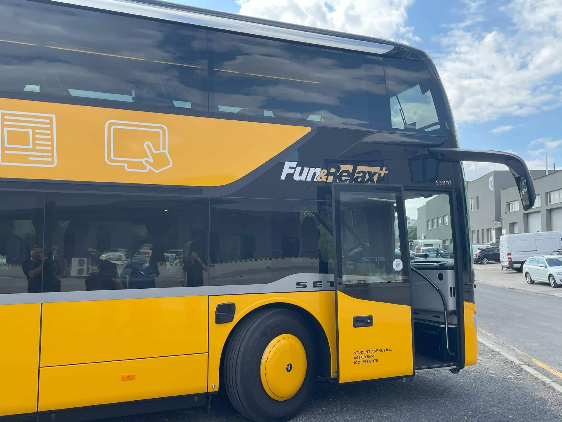 Infobus - Czesi rezygnują z pociągów nad Adriatyk. RegioJet stawia na autobusy