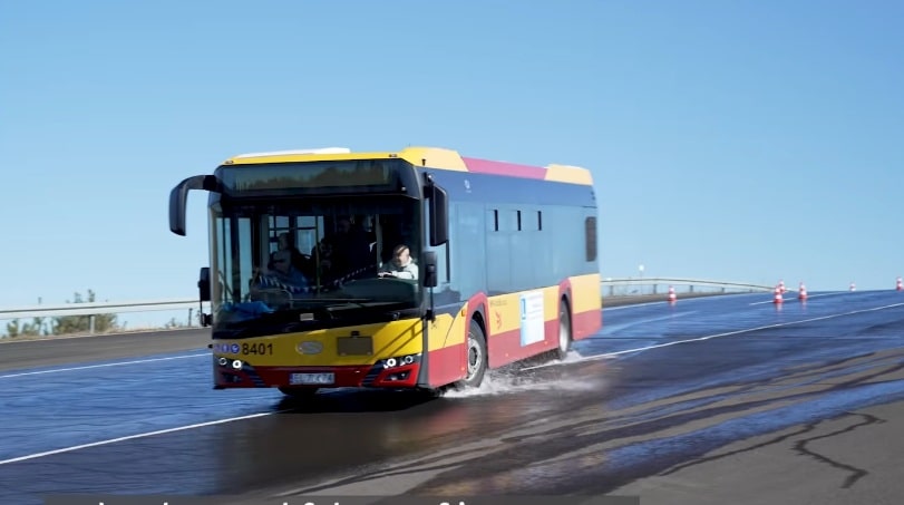 MPK Łódź przeszkoliło z Solarisem 140 kierowców autobusów na torze w Bednarach