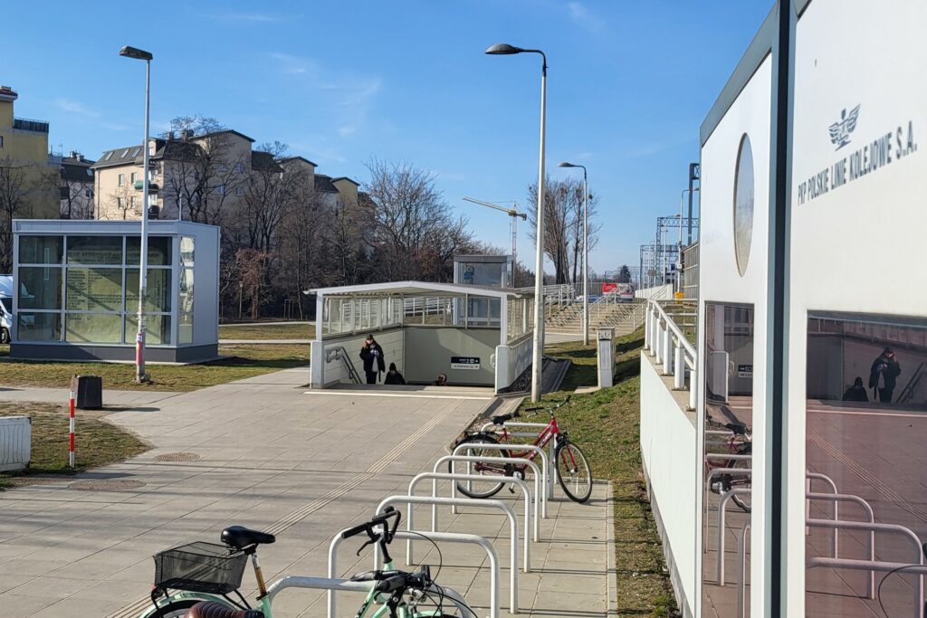 Zabytkowy rozkład jazdy Warszawa Włochy