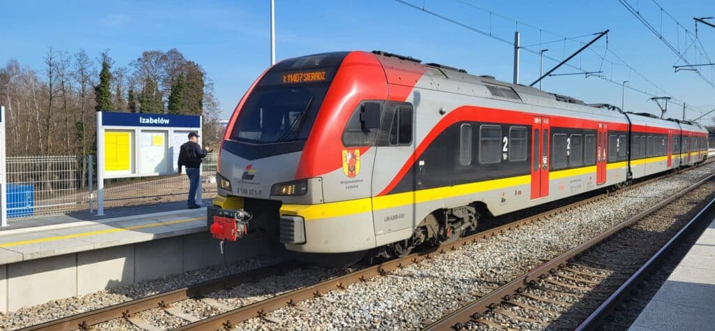 ŁKA obsługuje już 200 stacji i przystanków foto: PKP PLK