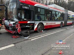 Groźny wypadek autobusu MPK pod Częstochową