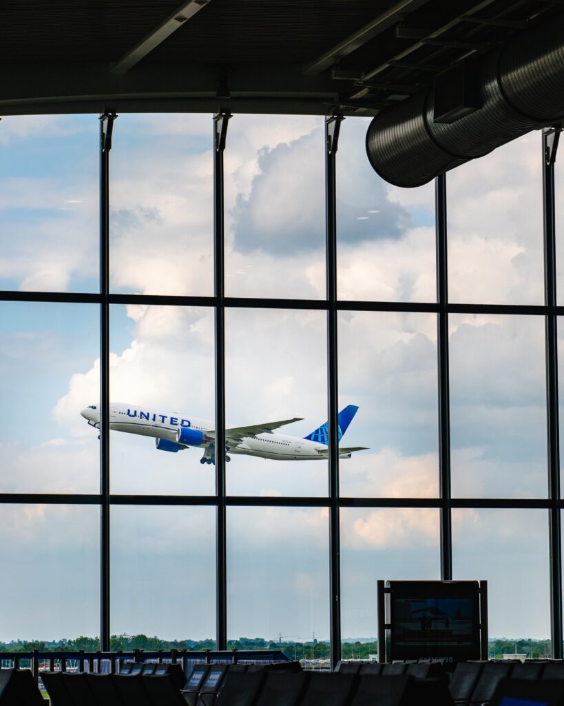 Pożar podstacji przy lotnisku Heathrow katastrofalny