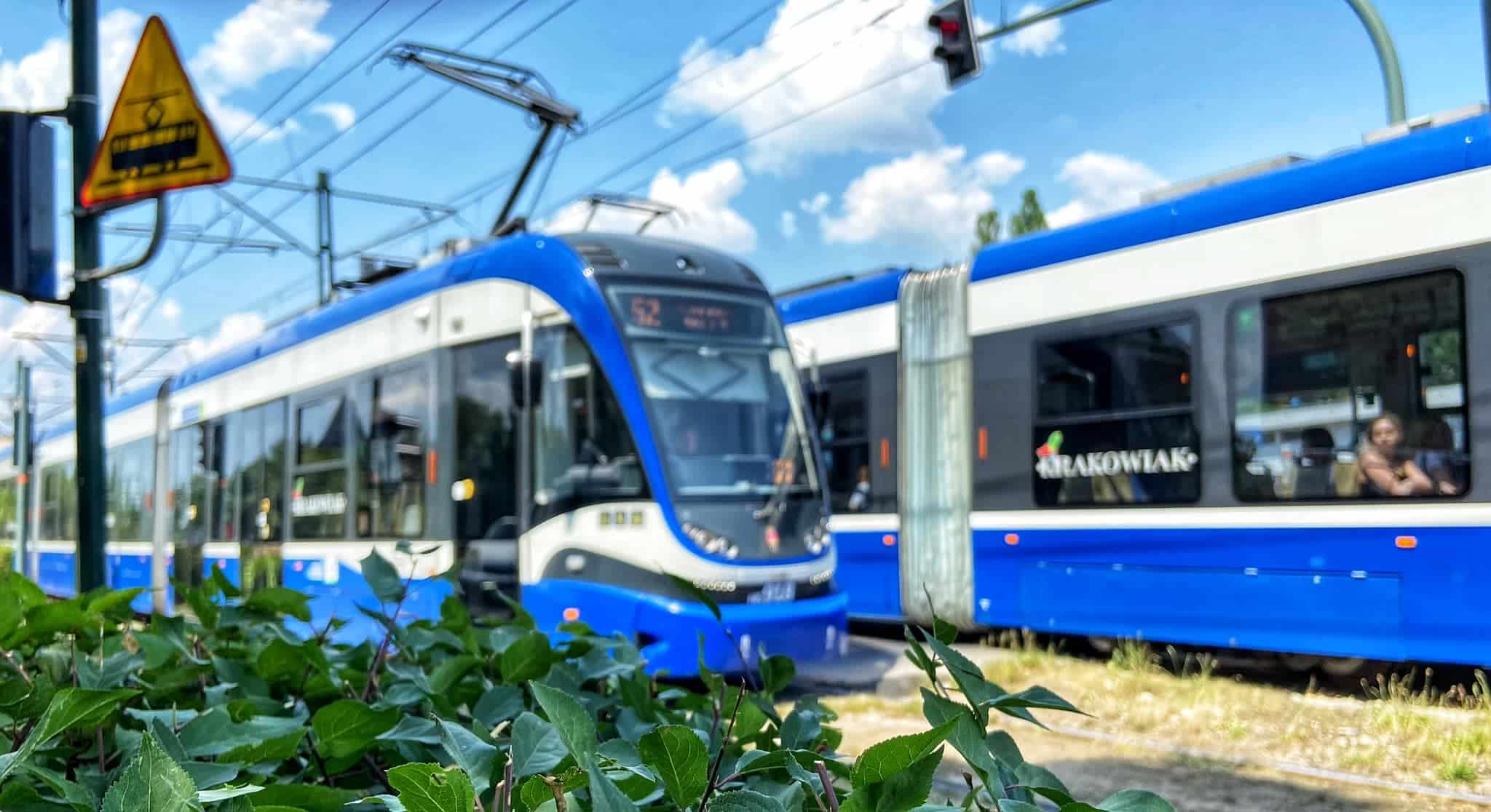 Infotram - Kolejne defibrylatory AED w zajezdniach MPK Kraków