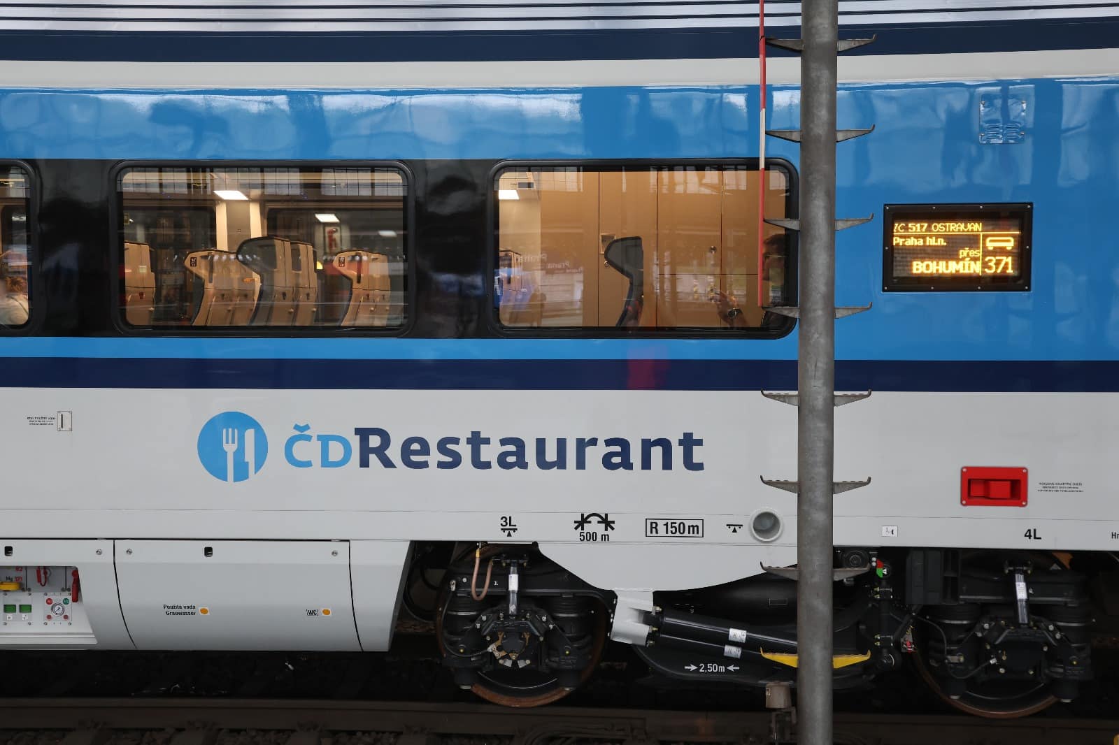 Inforail - Specjalny baristyczny pociąg ČD Restaurant i Tchibo rusza na trasę