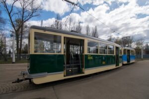 Wagon ND w poznańskich barwach