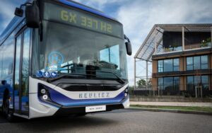 8 kwietnia 2025 roku firma IVECO BUS ogłosiła pozyskanie dwóch nowych zamówień na 13 wodorowych autobusów miejskich Heuliez GX 337 H2.