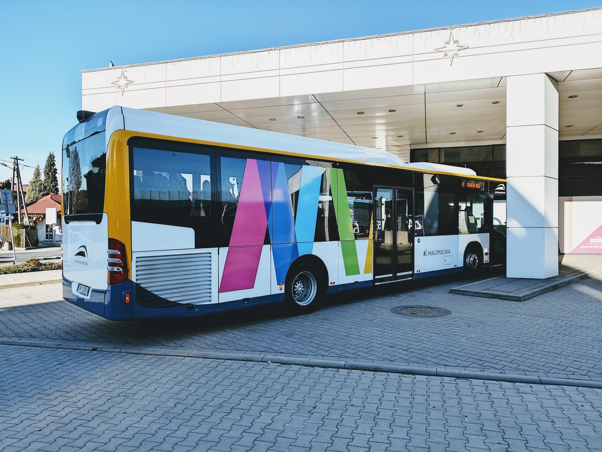 Infobus - Kto dostarczy opony dla … Kolei Małopolskich? Trzy oferty pod autobusy MLD