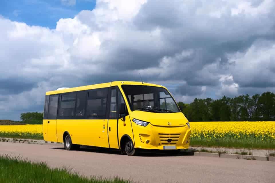 Pojedynek MMI vs. Mercus w Szaflarach na jeden autobus z programu „Likwidacja barier”