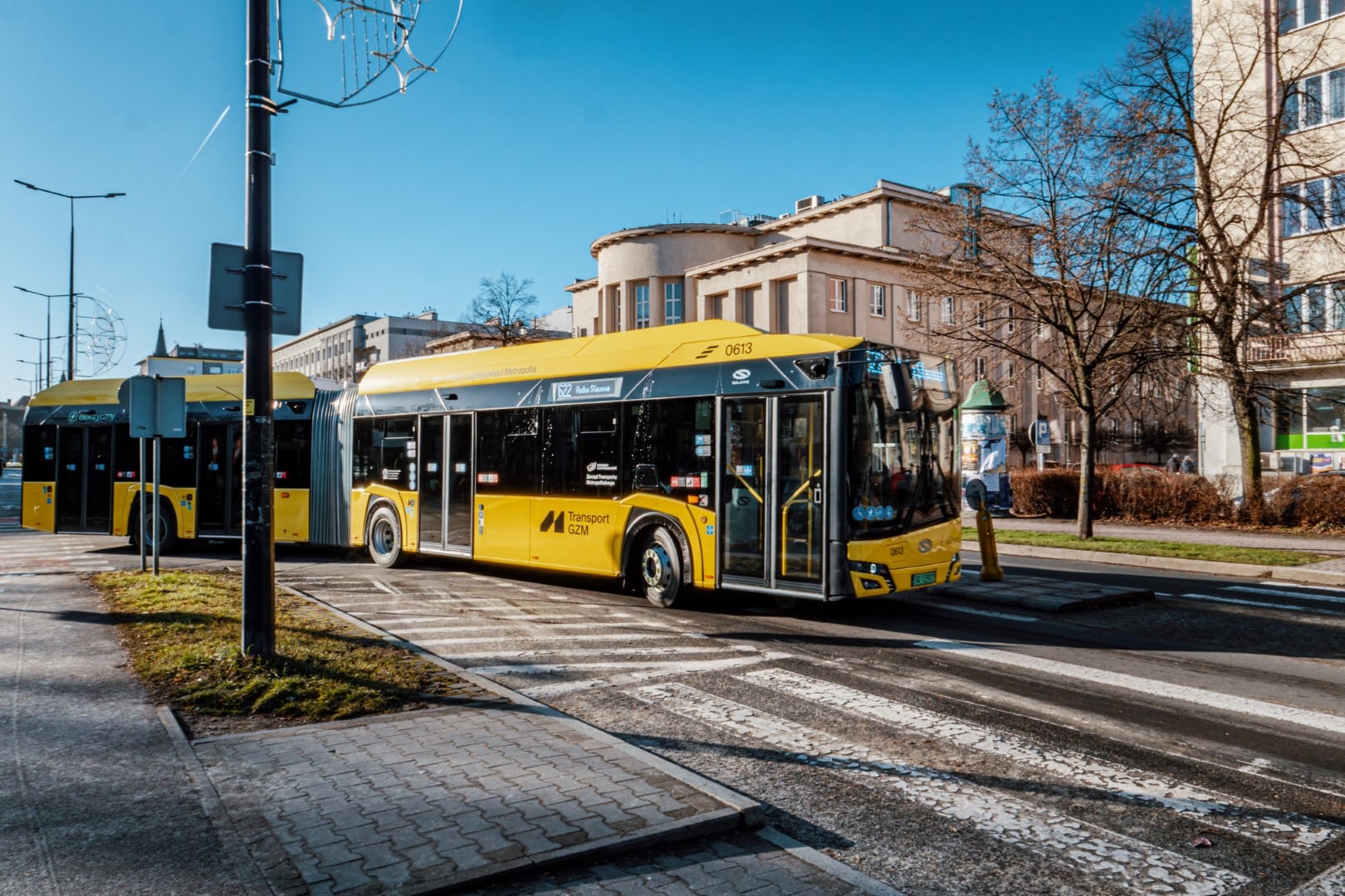 Infobus - Solaris wygrywa z Irizarem kontrakt na MEGA elektrobusy dla PKM Sosnowiec