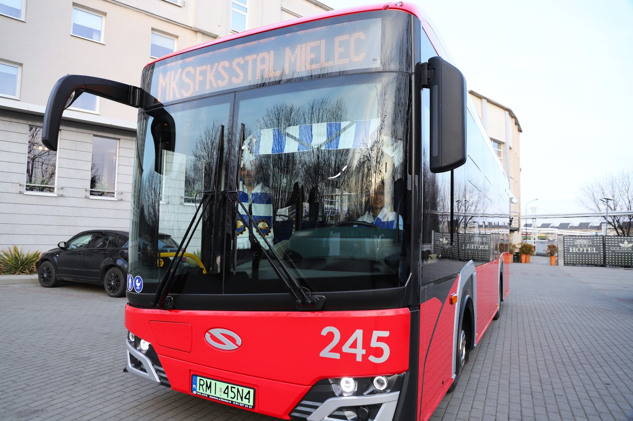 Infobus - Mielec zamawia kolejne autobus elektryczne dla MKS. Tym razem MAXI siódemka z EFRR