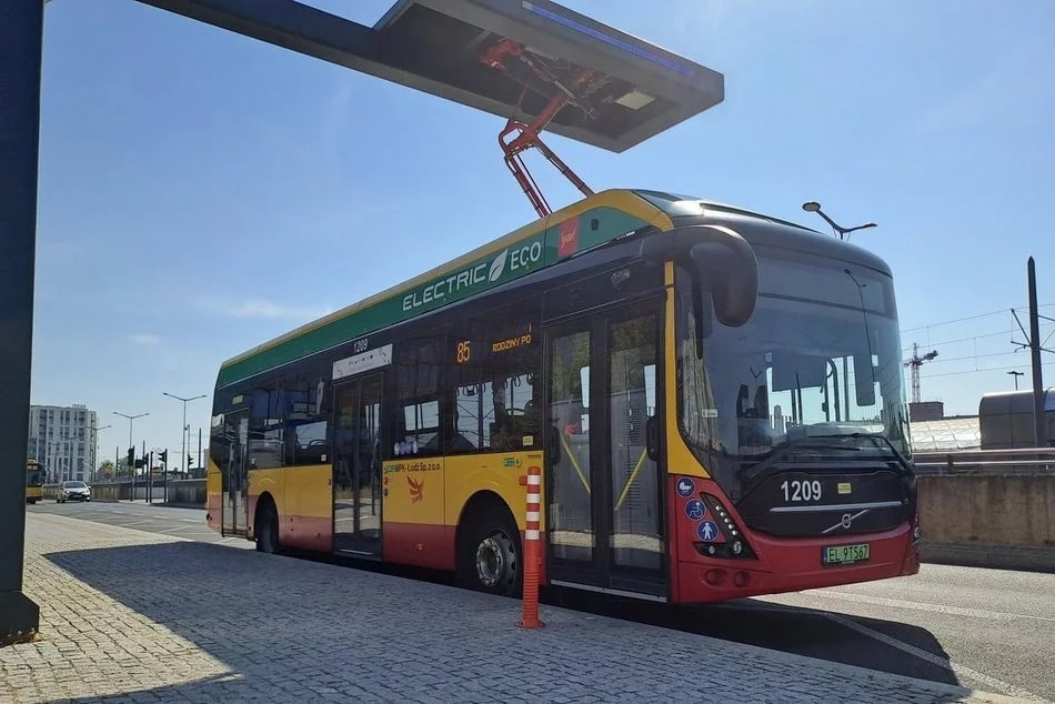 Pięć nowych punktów ładowania poszerzy zasięg autobusów elektrycznych MPK Łódź