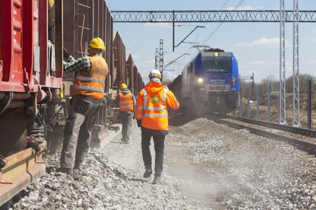 PKP PLK wprowadzają nowe wytyczne zwiększające efektywność i bezpieczeństwo ruchu kolejowego