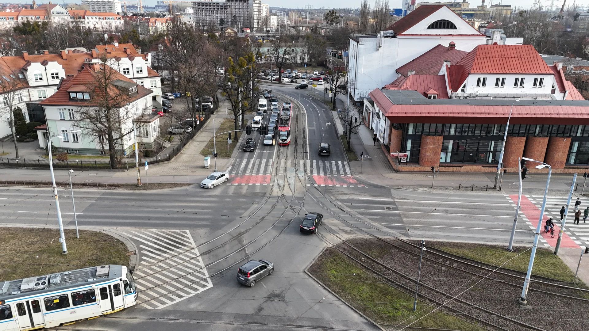 Infotram - Gdańsk planuje remont torowiska na al. Hallera. Jest w stanie niezadowalającym