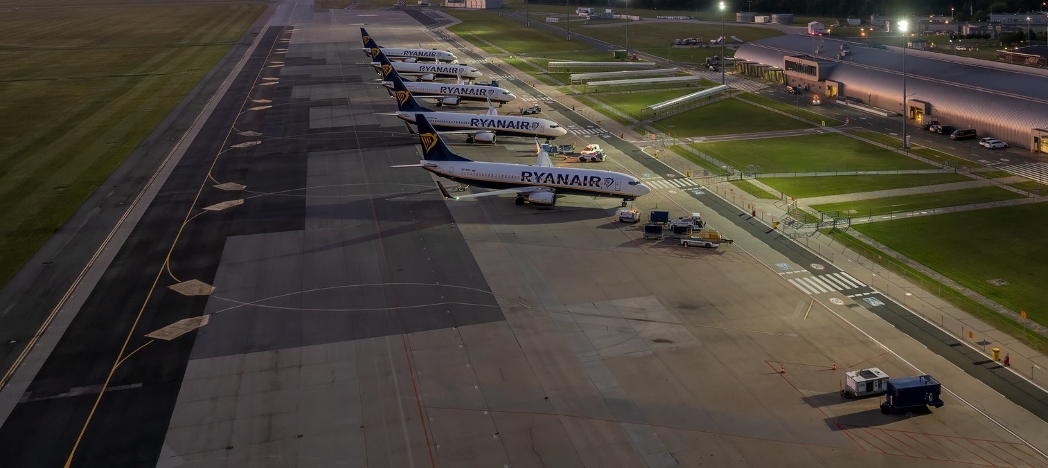 Infoair - Ryanair: 10 nowych tras z Warszawy na lato. Lotnisko Chopina i Modlin z większą ofertą