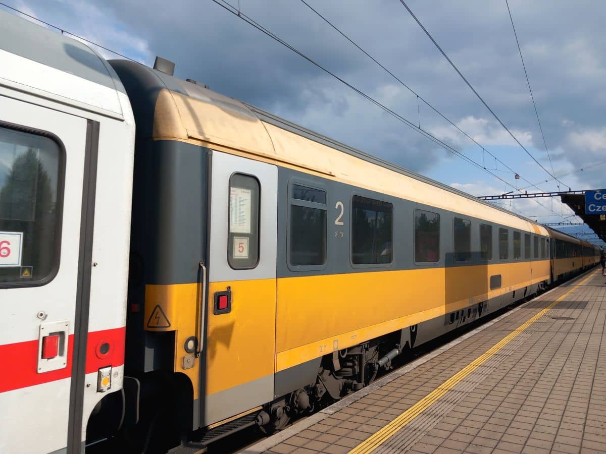 Inforail - RegioJet stawia na 5G. Ruszył przetarg na modernizację 260 wagonów