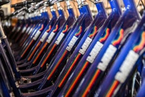 Kraków: Wysokie zainteresowanie miejską wypożyczalnią rowerów