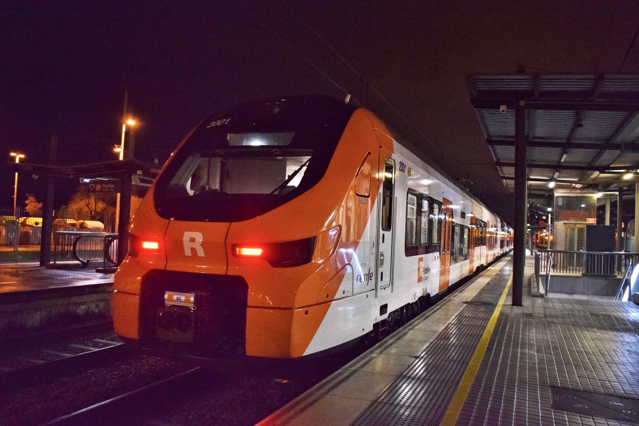 Infotrans - Blackout a transport publiczny. Na przykładzie dzisiejszej hiszpańsko-portugalskiej awarii prądu