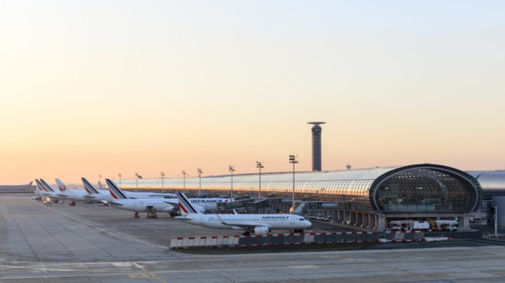 Awaria wieży kontroli lotów na lotnisku Paris-Orly. Odwołano 40% połączeń