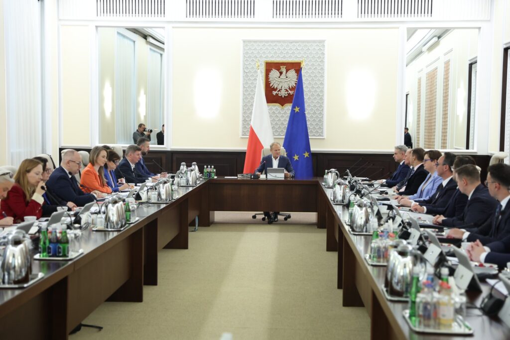 Premier: polskie firmy będą miały większe szanse w przetargach z firmami z UE
