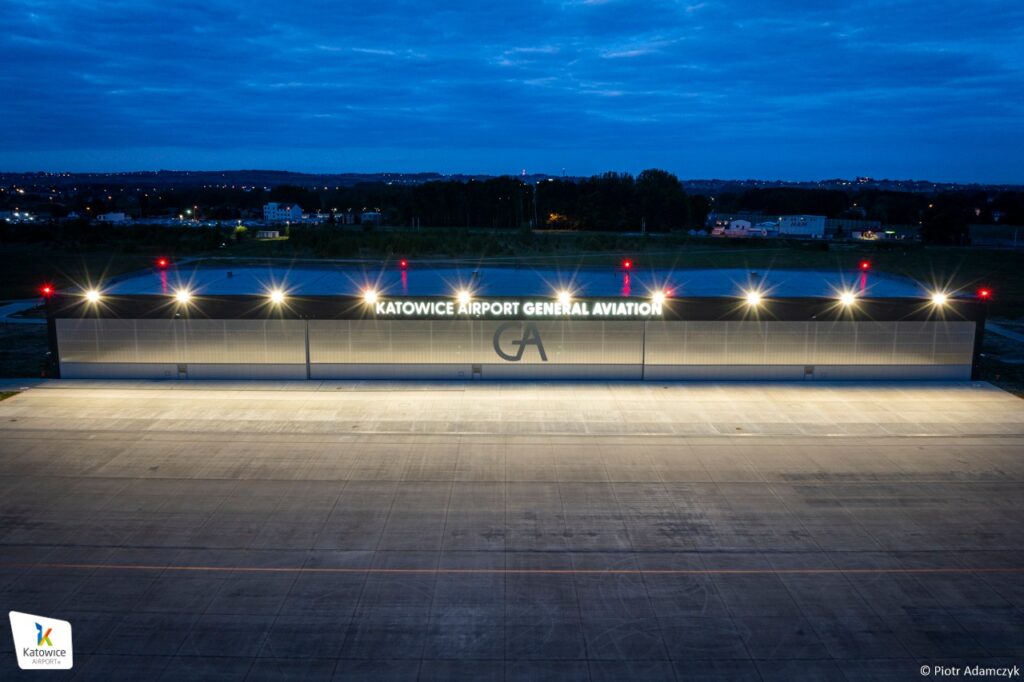Nowy hangar General Aviation na lotnisku Katowice już oddany do użytku