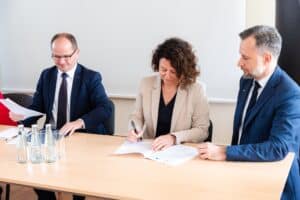 PKS w Rzeszowie jako pierwszy PKS w Polsce stawia na autobusy wodorowe