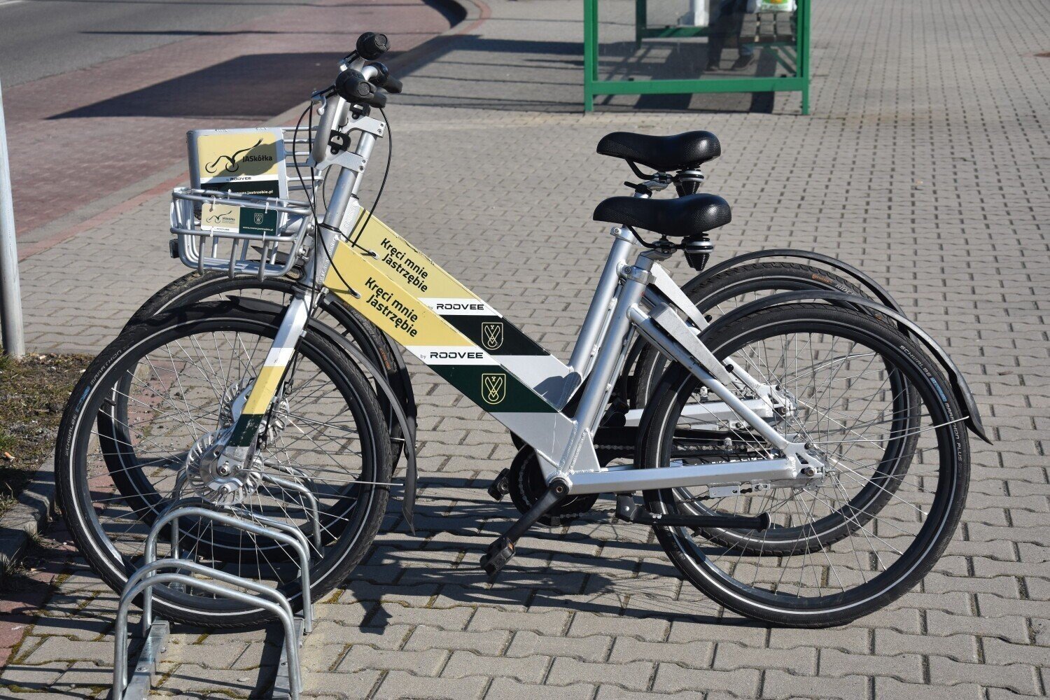 Infobike - Nowe rowery miejskie w Jastrzębiu-Zdroju: JASkółka rusza z nowym sezonem