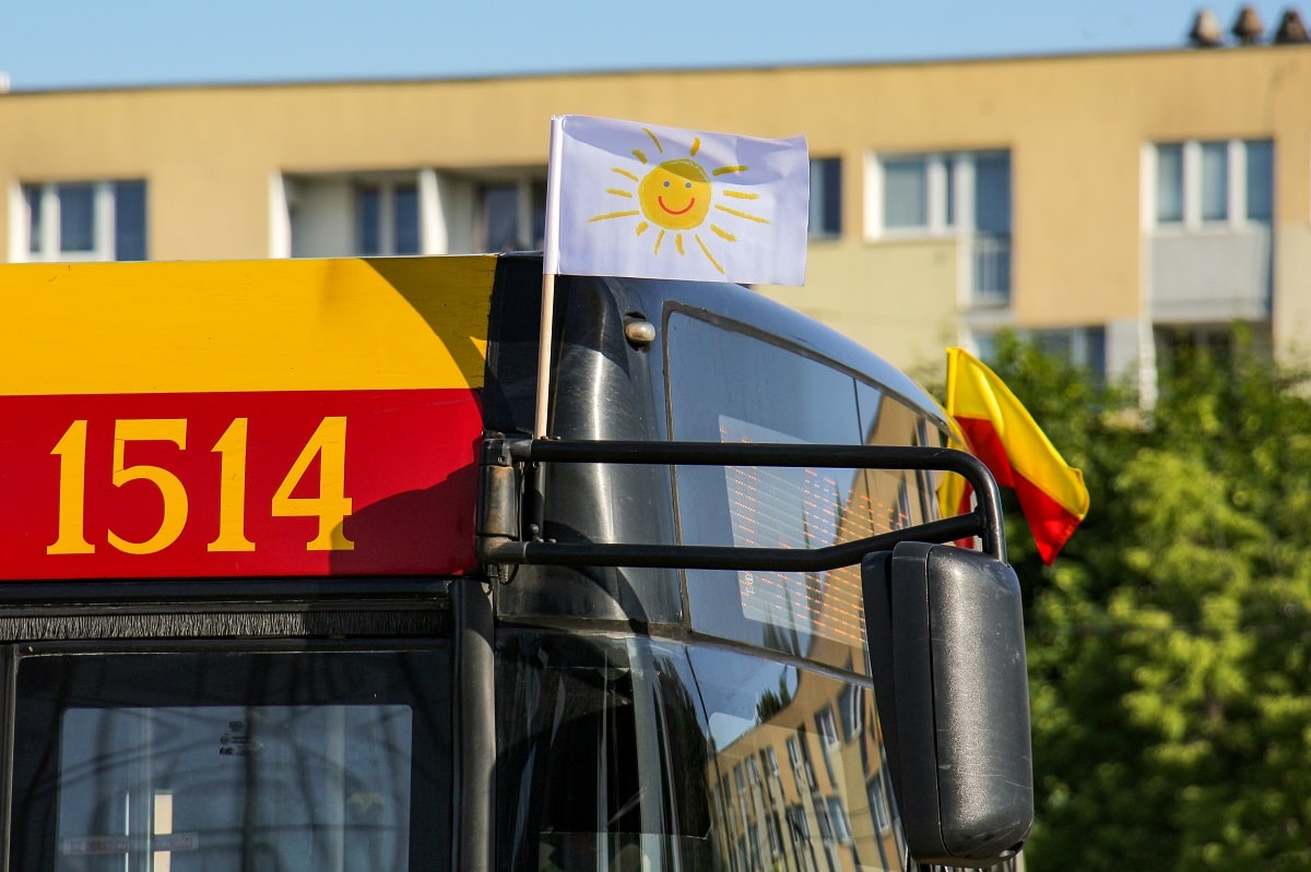 Infotrans - Zmiana lektora w Warszawskim Transporcie Publicznym. Z okazji Dnia Dziecka