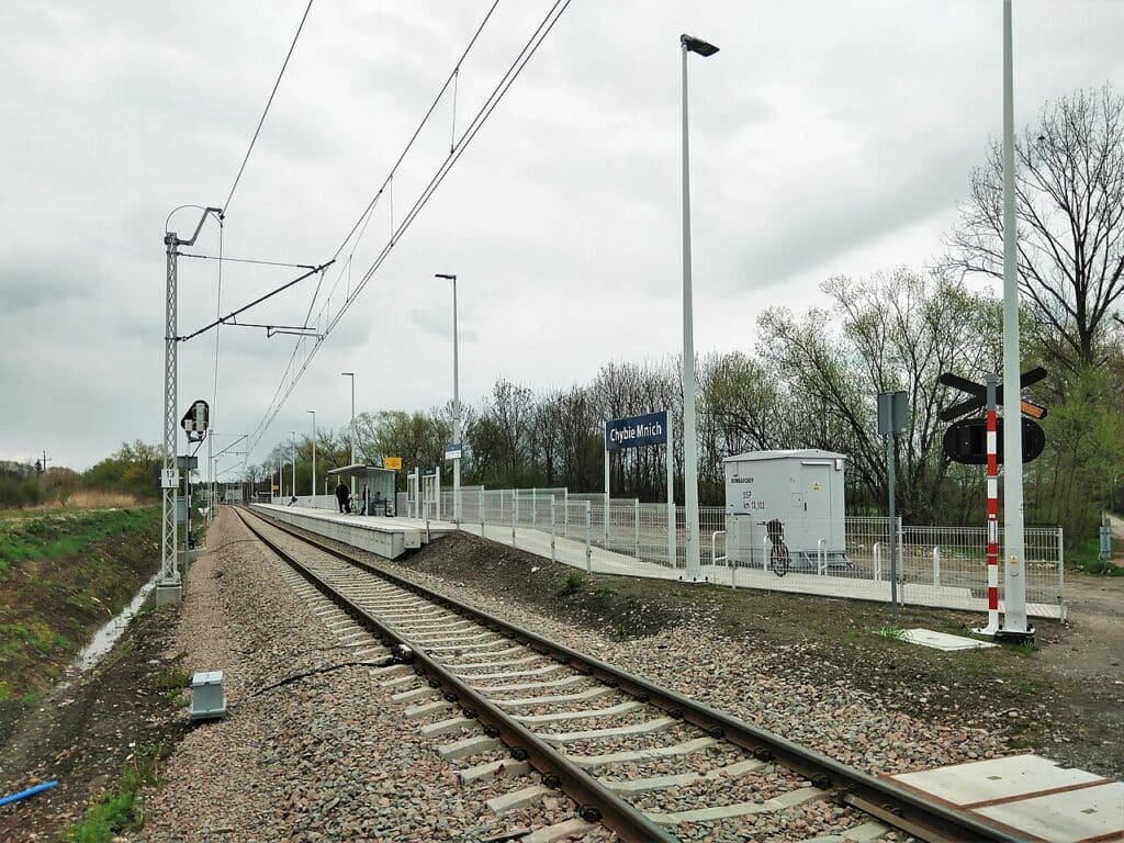PKP PLK szykują modernizację przystanku Chybie Mnich na linii kolejowej nr 157 foto: Wikipedia/Kamil Czaiński lic. CC BY-SA 4.0