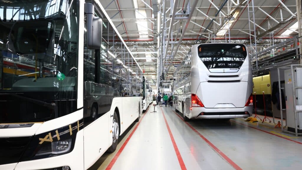 Zakłady MAN w Ankarze i Norymberdze gotowe na elektromobilność. E-coach to nowy rozdział