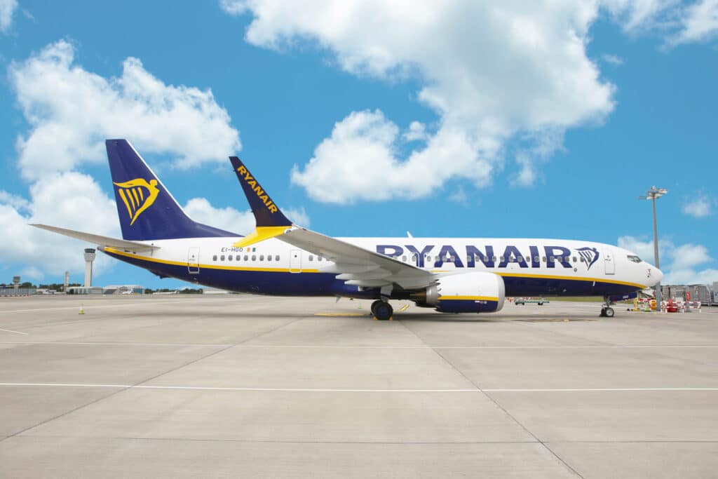Ryanair otworzy centrum obsługi klienta w Warszawie – 200 nowych miejsc pracy fot. Ryanair