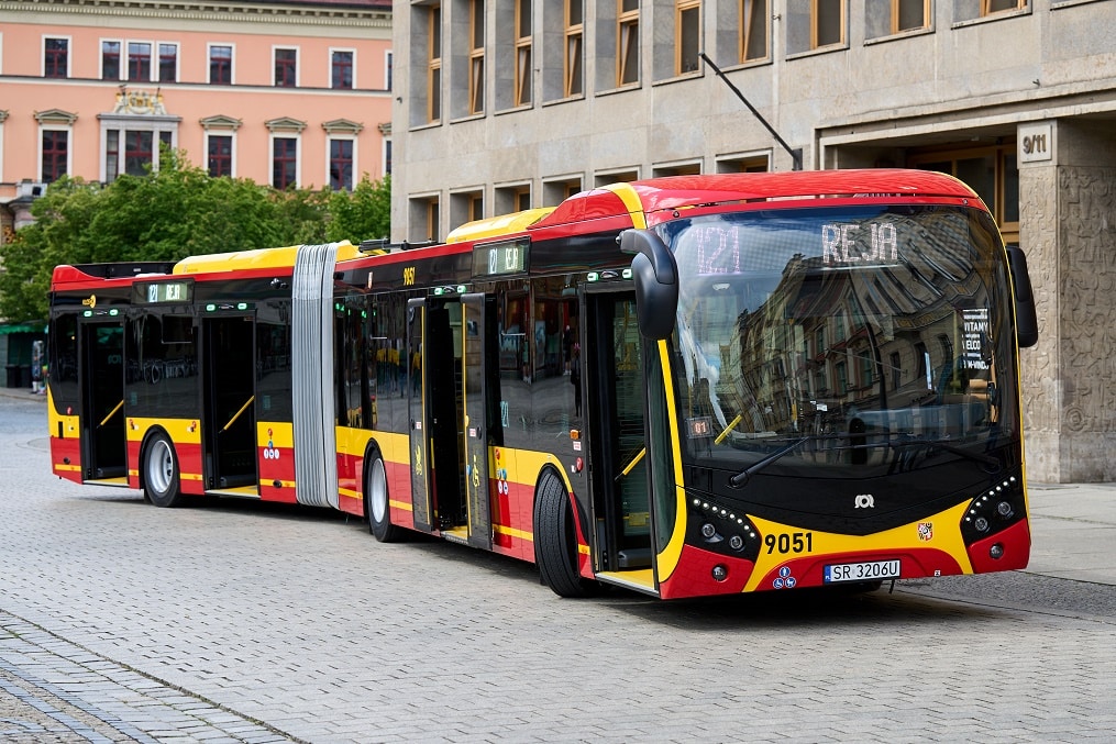 SOR z rekordowym kontraktem w Niemczech. Autobusy zastąpią pociągi na trasie Berlin–Hamburg