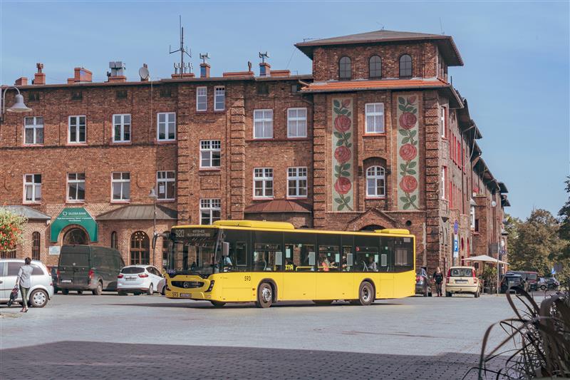 Transport publiczny po stronie Industriady 2025. Kupon zamiast biletu Transport GZM