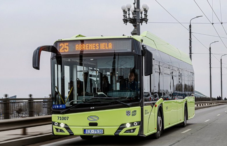 Ryga planuje zakup 120 MEGA autobusów. Połowa będzie elektryczna Rīgas Satiksme