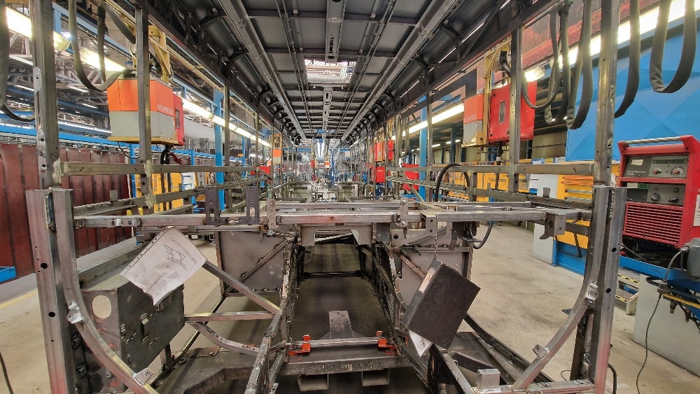 Czesi z niepokojem patrzą na zakup Iveco przez Tata. W tle autobusowa fabryka Vysoké Mýto