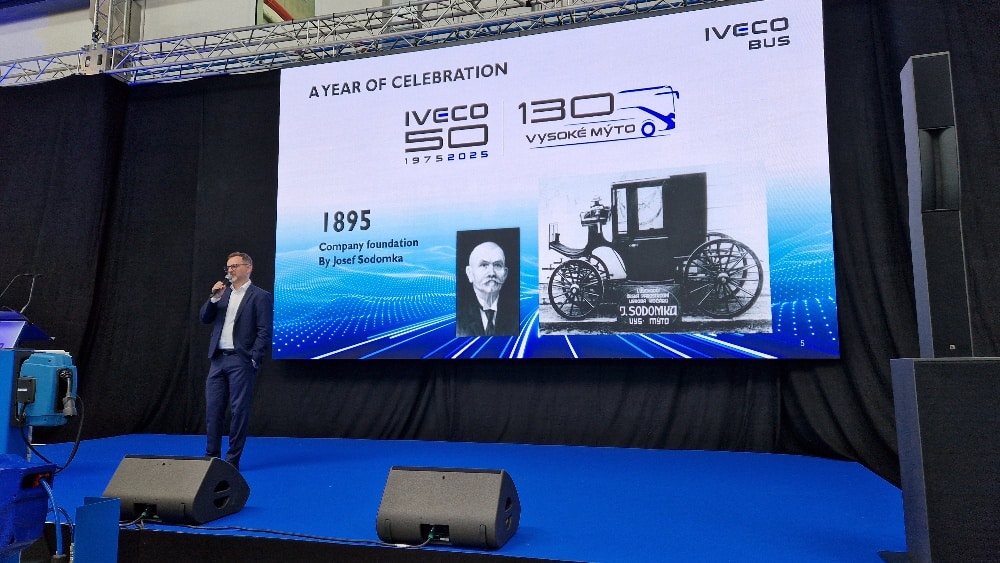 Zakład Iveco Bus w Vysoké Mýto ma 130 lat i nową prototypownię. Cel: 5000 autobusów w 2026 r.