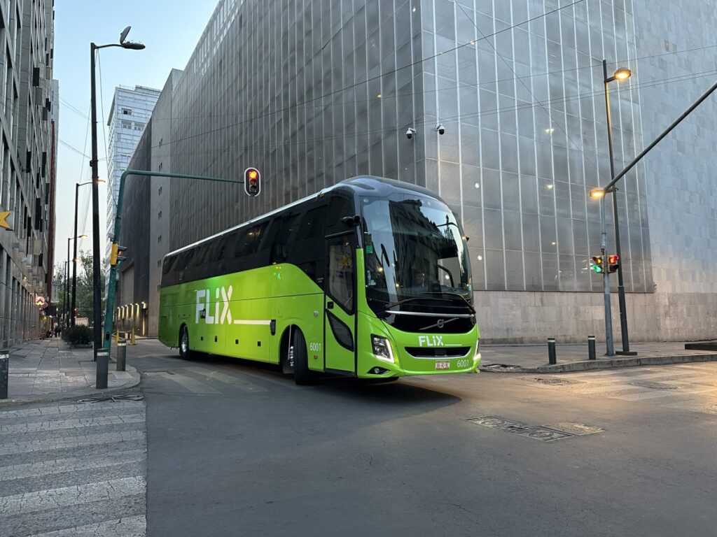 FlixBus wystartował w Meksyku