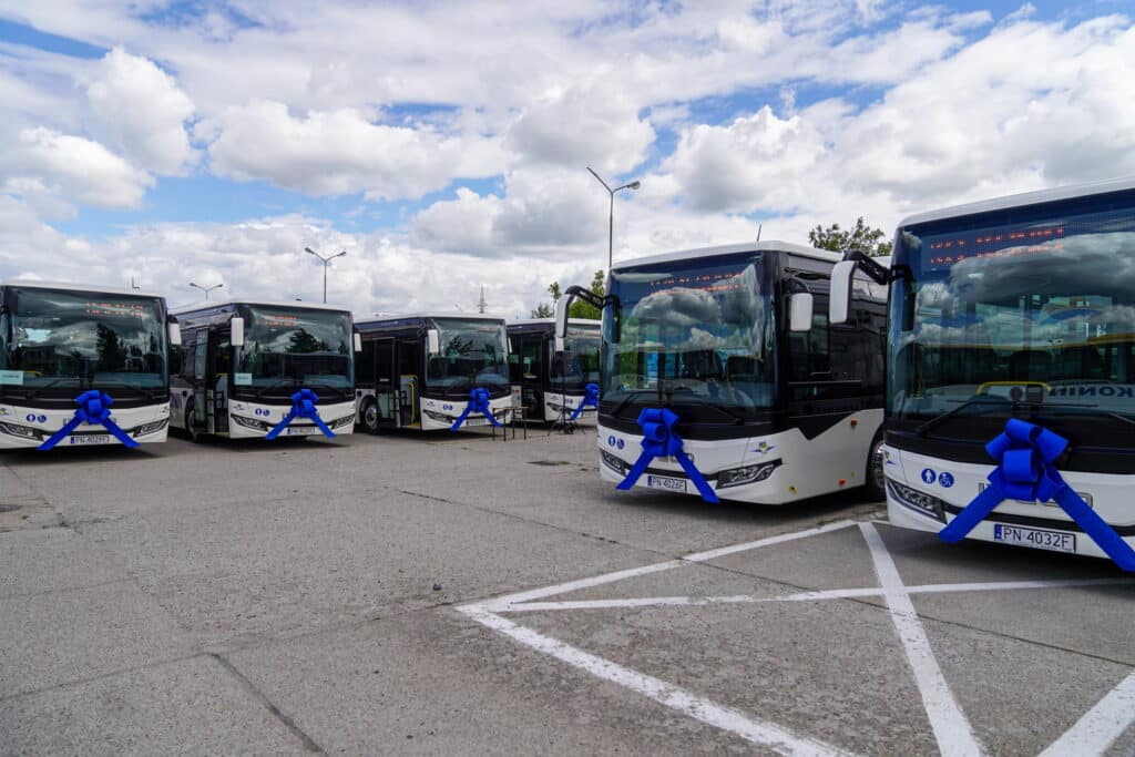 PKS Konin z nowymi autobusami Iveco Crossway Hybrid. Kolejne w drodze fot. UM Konin