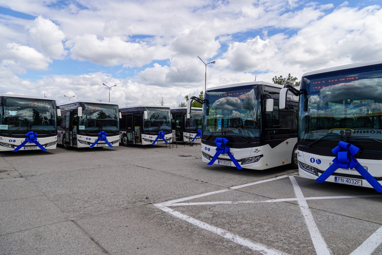 Infobus - PKS Konin z nowymi autobusami Iveco Crossway Hybrid. Kolejne w drodze