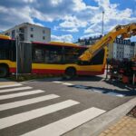 Wrocław: Autobus nie zmieścił się przy wjeździe na nową pętlę na Jagodnie.