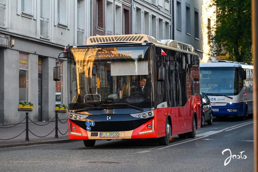 Pierwsze autobusy elektryczne już na ulicach Jasła