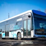 Koleje Małopolskie oprócz autobusów elektrycznych kupują także autobusy wodorowe. Będzie to konfiguracja – 3 pojazdy klasy I kategorii MAXI (zadanie 1) i 2 pojazdy klasy I kategorii MEGA (zadanie 2).