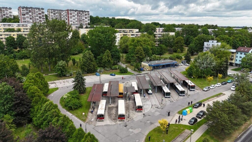 Kultowy Jelcz PR110 po niemal 40 latach wraca na krakowskie ulice / fot. MPK Kraków