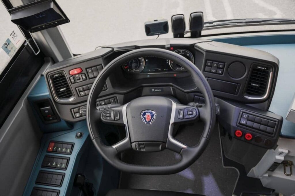Scania wraca do Żywca z autobusem Fencer F1
