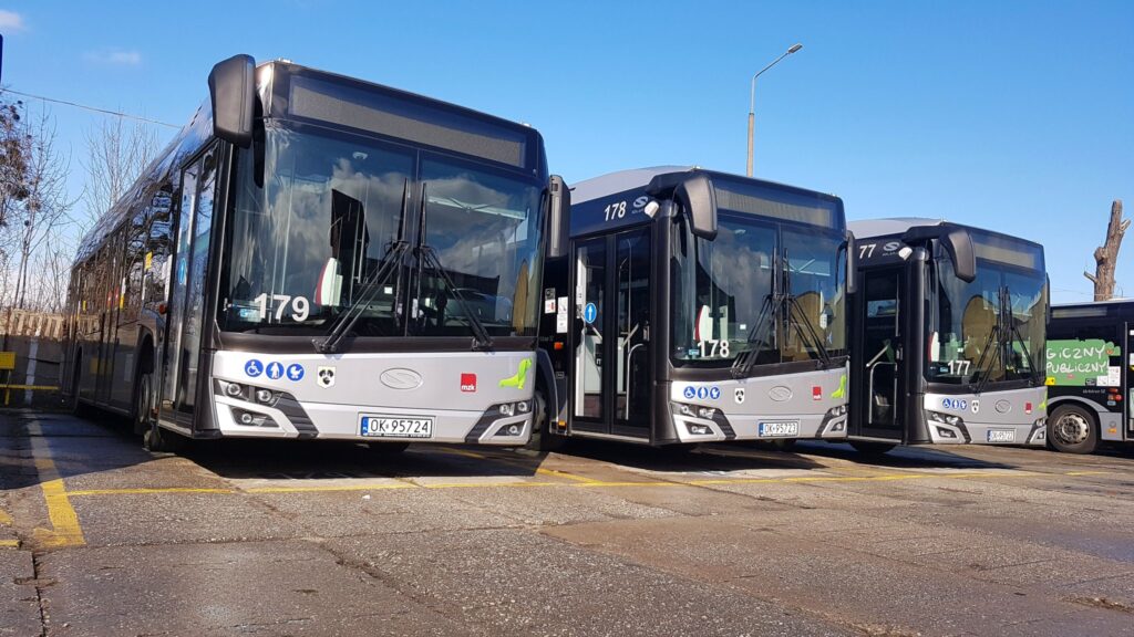 Solaris wygrywa w Kędzierzynie-Koźlu. Urbino 12 electric znów w grze / fot. MZK Kędzierzyn-Koźle
