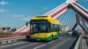 Ostrołęka rusza po elektrobusy – nowe zamówienie na sześć pojazdów i ładowarki