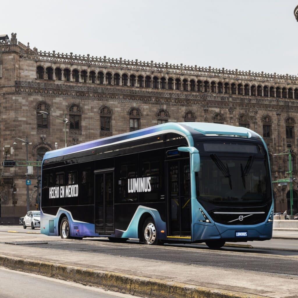 Volvo Buses: elektryczna rewolucja zaczyna się od recyklingu