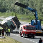 Chorwacja/ W zderzeniu autobusu z osobówką zginęły dwie osoby, ponad 30 rannych