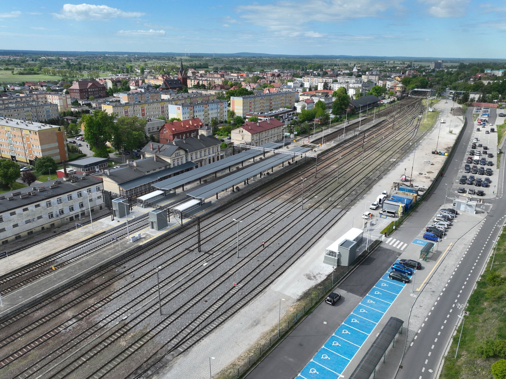 Inforail - Zmieniła się stacja kolejowa Nakło nad Notecią. Nowy komfort dla pasażerów