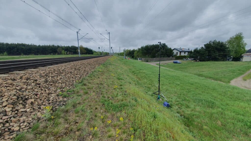 PKP PLK zakończyły projekty służące ograniczeniu uciążliwości akustycznych i dynamicznych  foto: PKP PLK